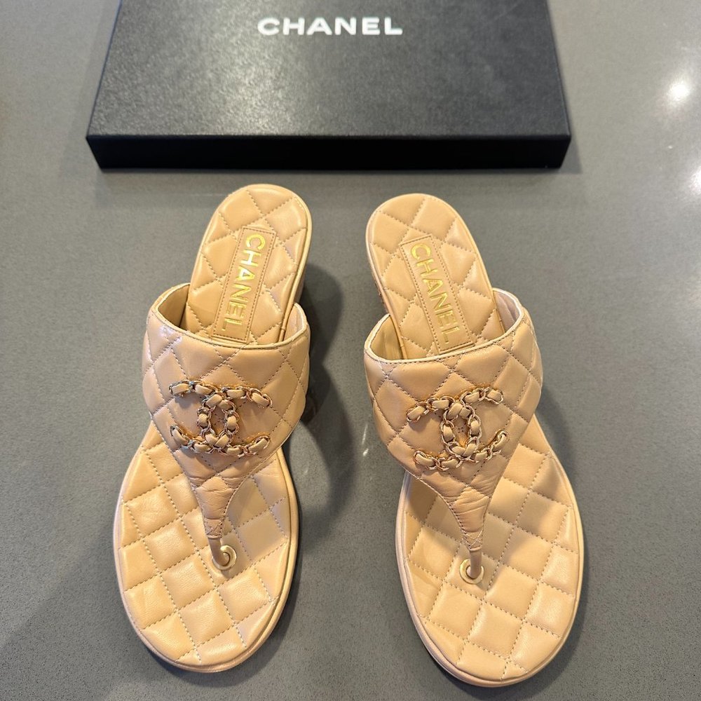 Authentic Tan Beige CHANEL Leather Wedge Sandal 38 - Never Worn